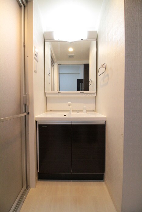 物件内観写真11　(洗面)