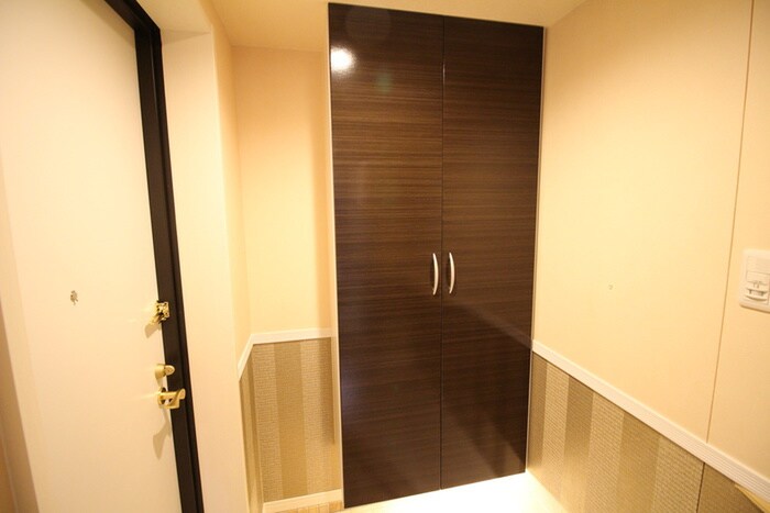 物件内観写真12　(靴箱)