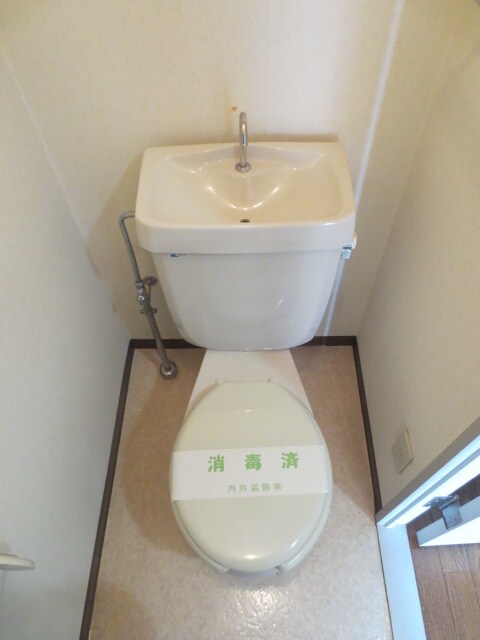 物件内観写真7　(トイレ)