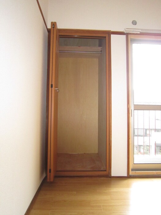 物件内観写真9　(収納)