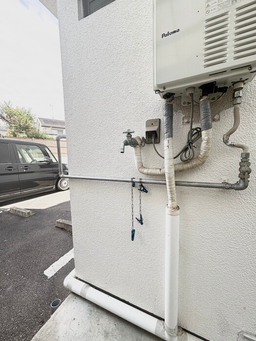 物件内観写真12　(洗濯機置場)