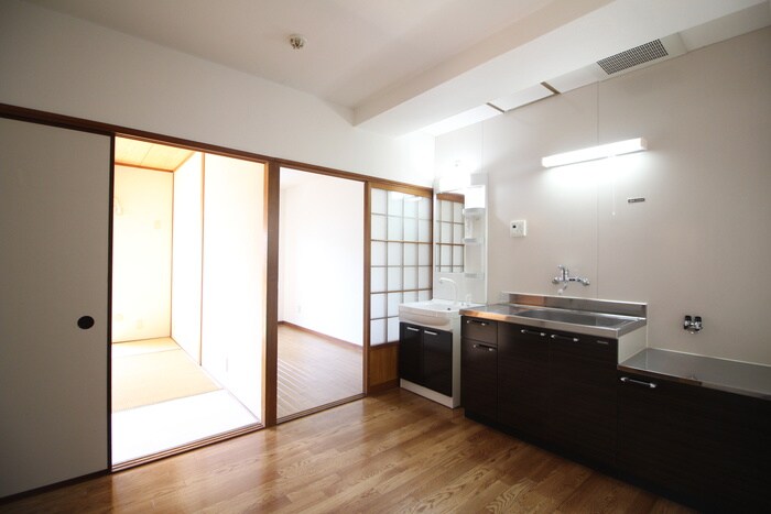 物件内観写真10　(居室)