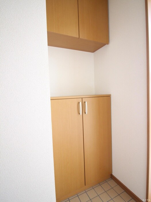 物件内観写真17　(靴箱)