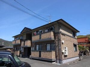 シャルマンA棟外観写真