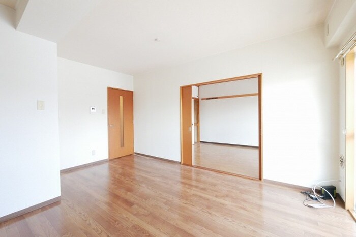 物件内観写真10　(居室)