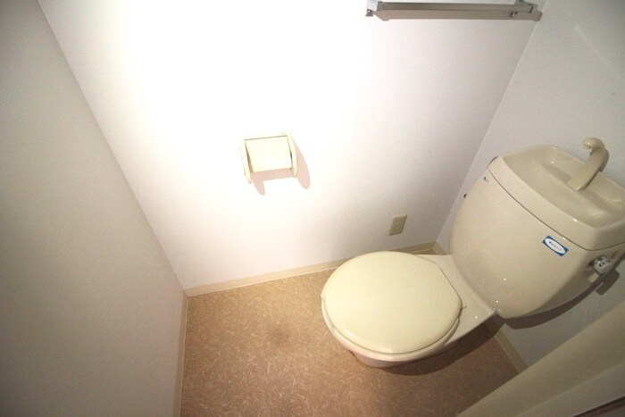 物件内観写真9　(トイレ)