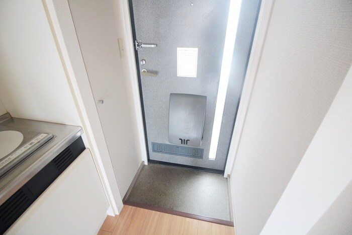 物件内観写真11　(玄関)