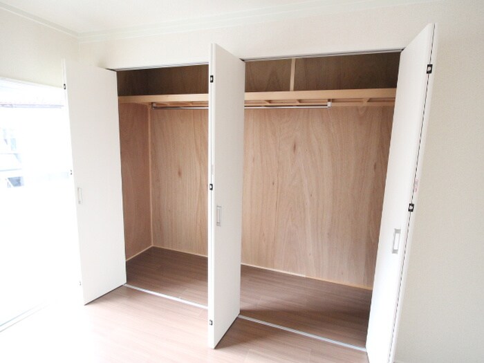 物件内観写真13　(収納)