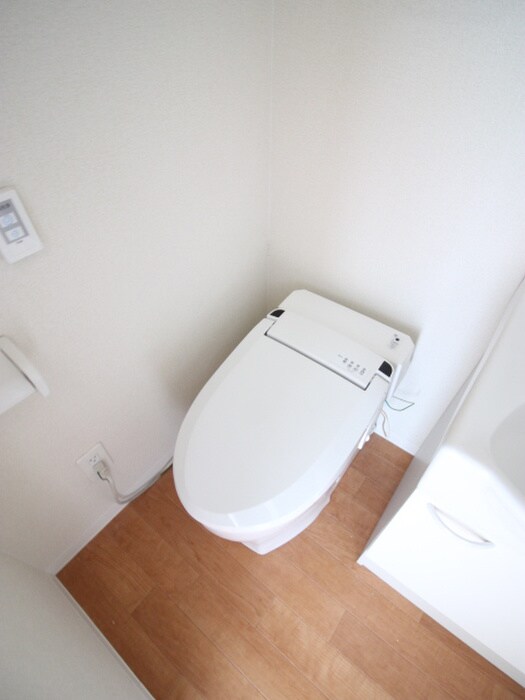 物件内観写真12　(トイレ)