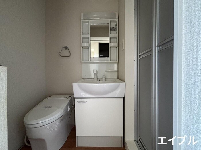 物件内観写真12　(洗面)