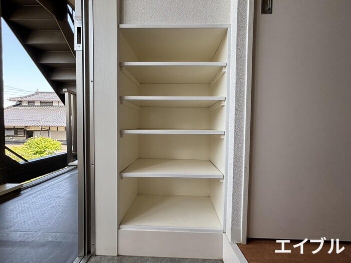 物件内観写真15　(靴箱)