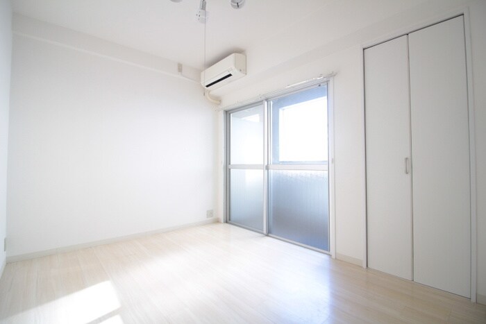 物件内観写真5　(居室)