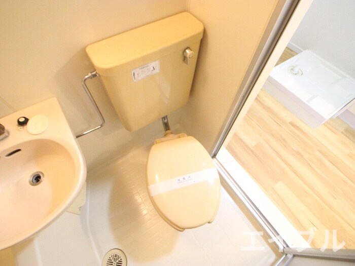 物件内観写真13　(トイレ)