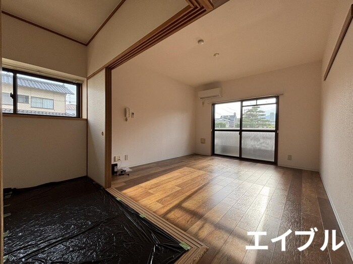 物件内観写真8　(居室)