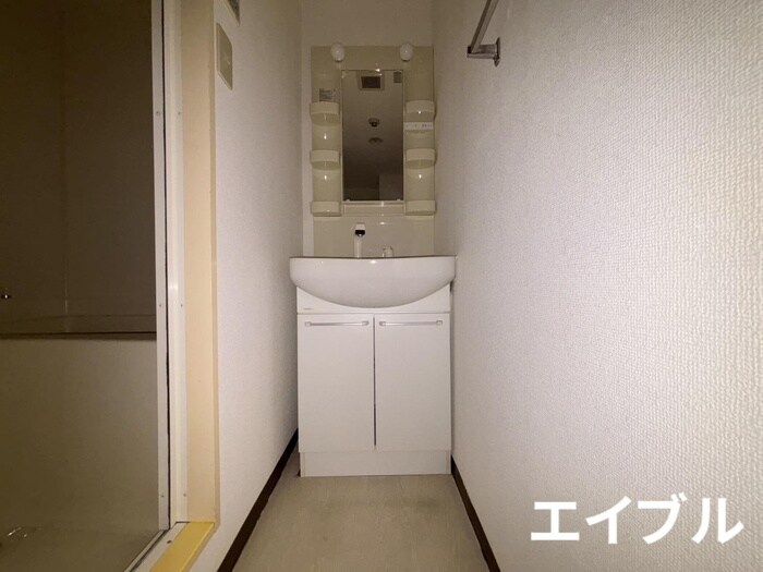 物件内観写真12　(洗面)