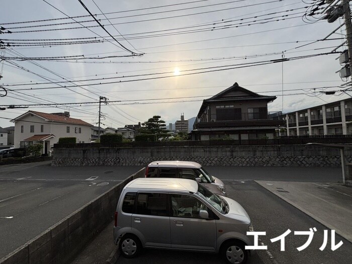 物件内観写真18　(室内からの展望)