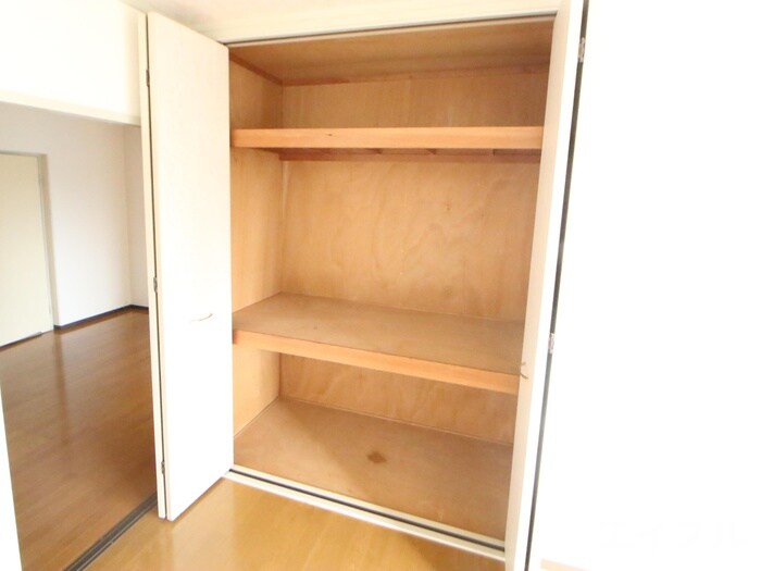 物件内観写真14　(収納)
