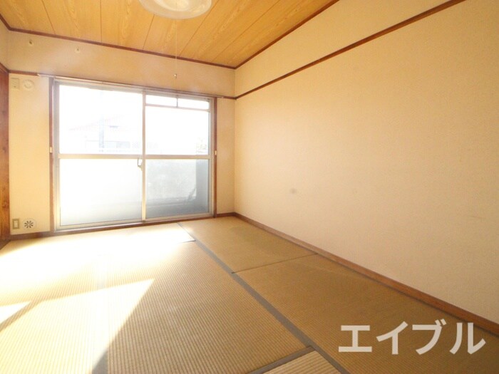 物件内観写真8　(居室)