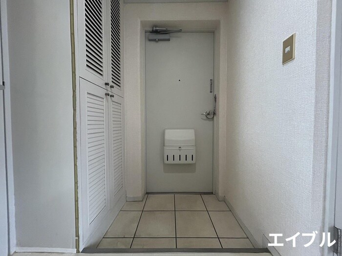 物件内観写真19　(玄関)