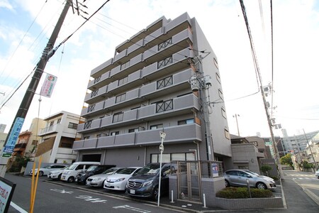 グランピア白島中町外観写真
