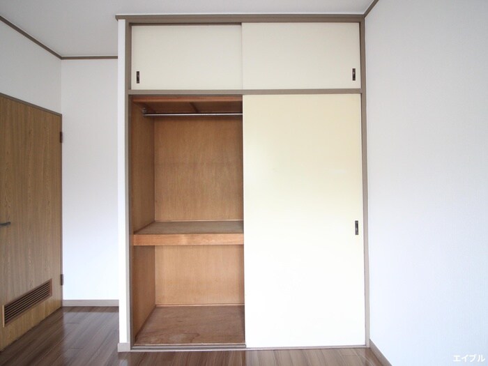 物件内観写真15　(収納)