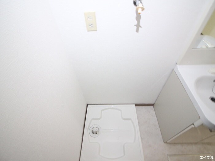 物件内観写真22　(洗濯機置場)