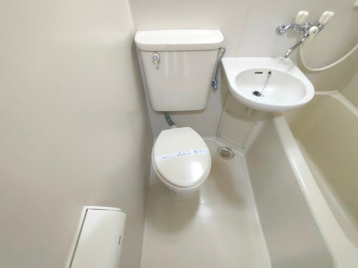 物件内観写真9　(トイレ)