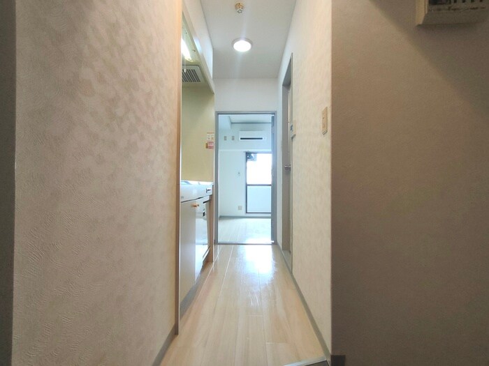 物件内観写真21　(玄関)