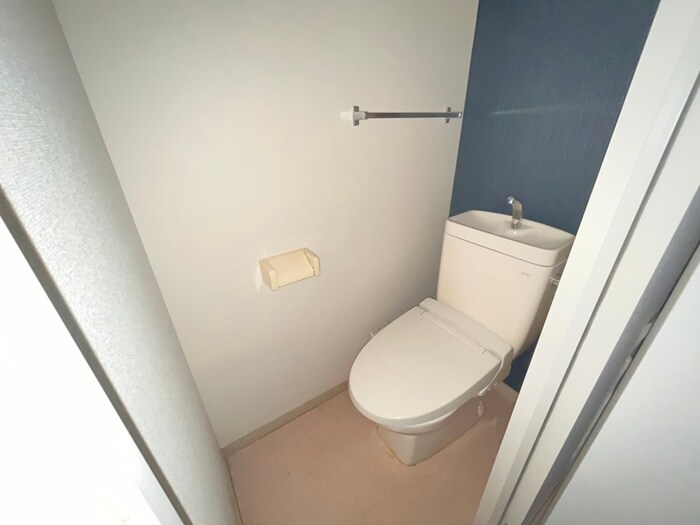 物件内観写真17　(トイレ)