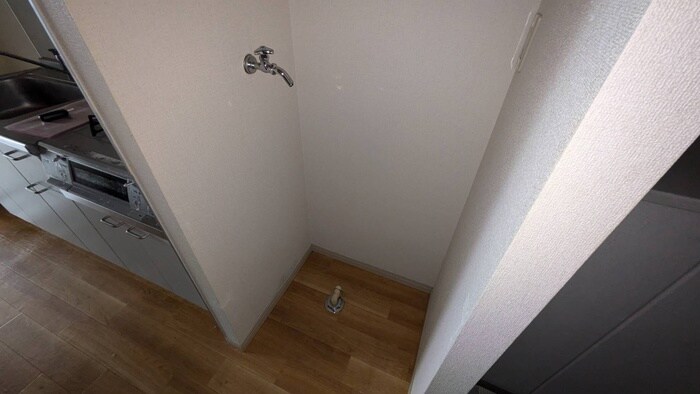 物件内観写真19　(洗濯機置場)