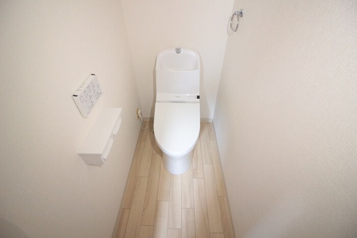 物件内観写真10　(トイレ)