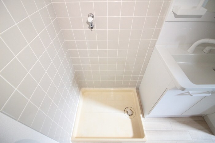 物件内観写真17　(洗濯機置場)