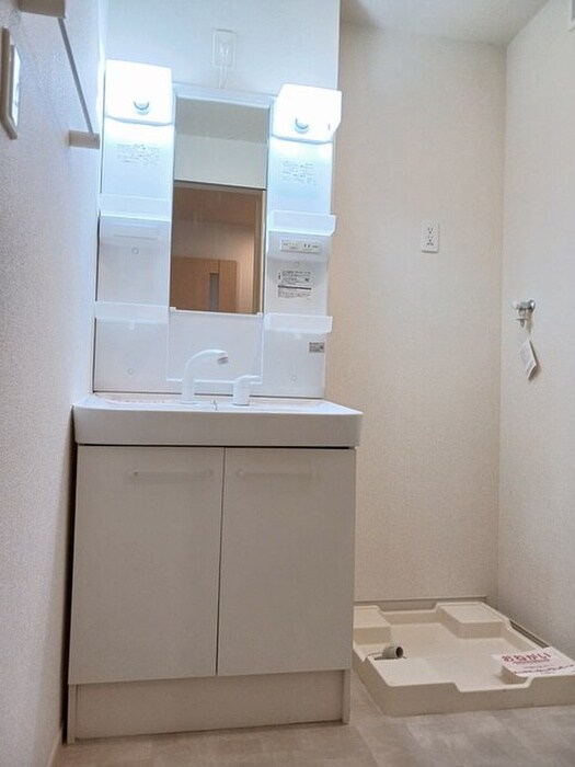 物件内観写真13　(洗面)