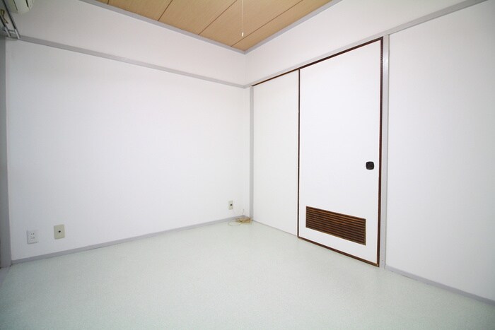物件内観写真17　(居室)