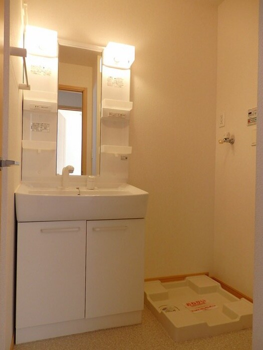 物件内観写真6　(洗面)