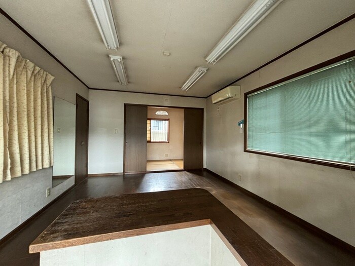 物件内観写真11　(居室)