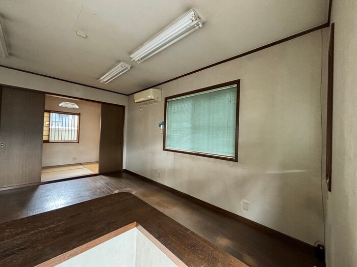 物件内観写真13　(居室)