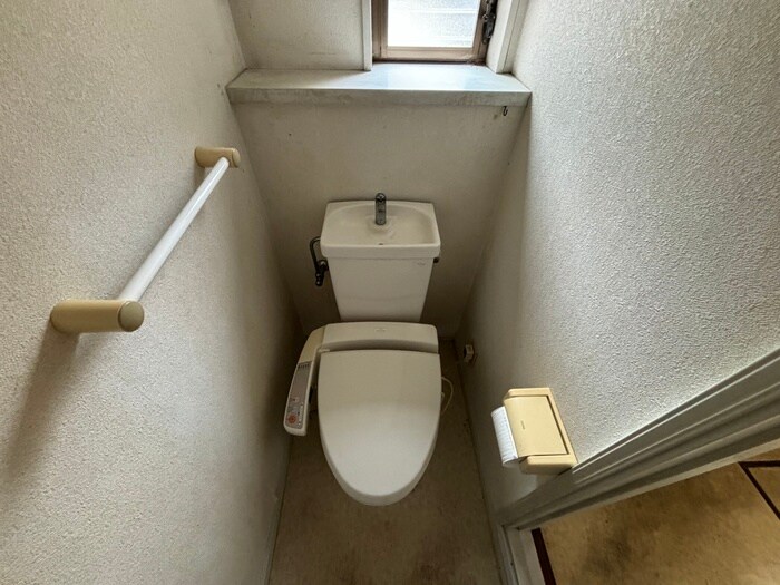 物件内観写真17　(トイレ)