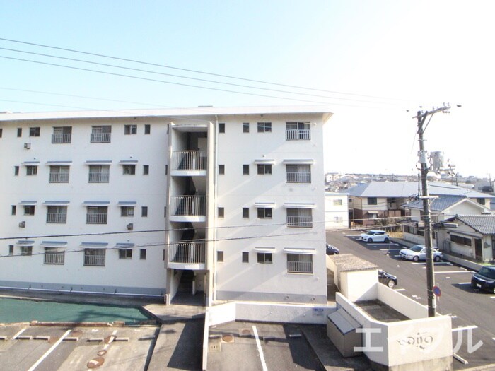 物件内観写真17　(室内からの展望)