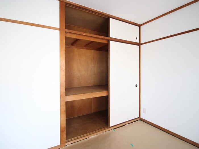 物件内観写真18　(収納)