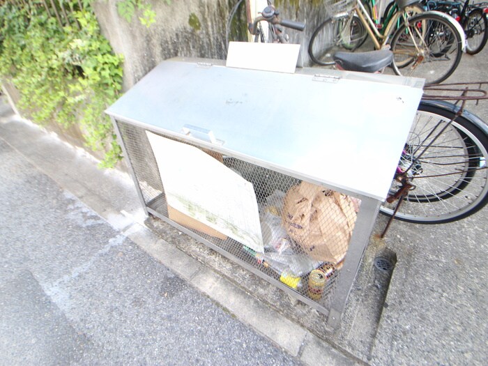 物件外観写真6　(建物設備)