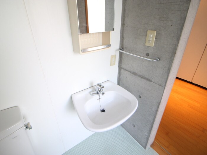 物件内観写真13　(洗面)