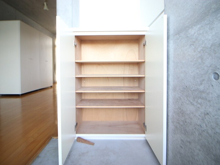 物件内観写真19　(靴箱)