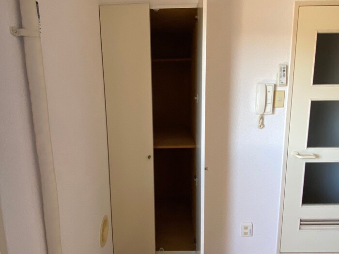 物件内観写真18　(収納)