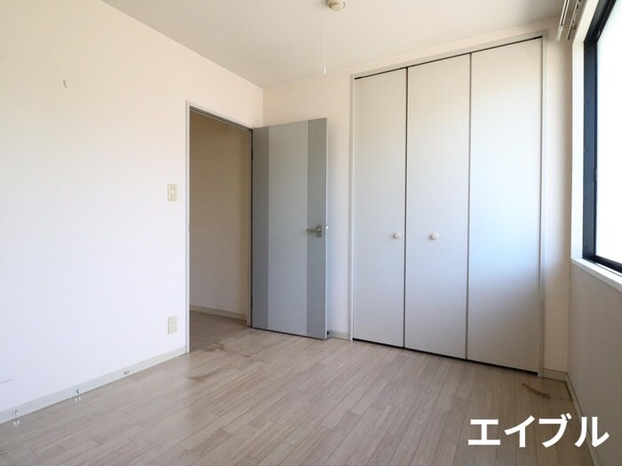 物件内観写真13　(居室)