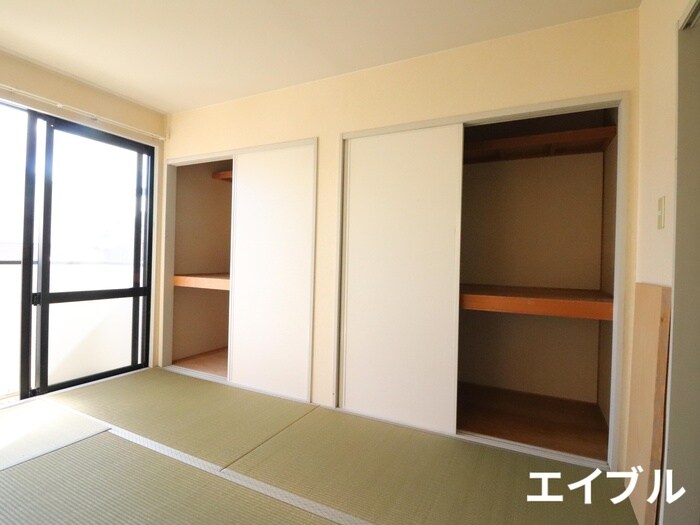 物件内観写真18　(収納)