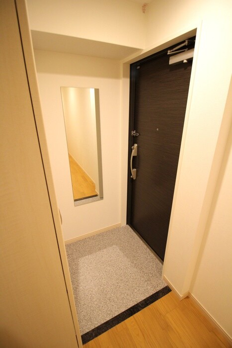 物件内観写真14　(玄関)