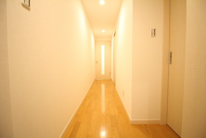 物件内観写真20　(廊下)