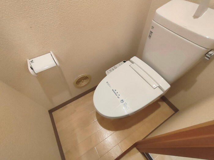 物件内観写真10　(トイレ)