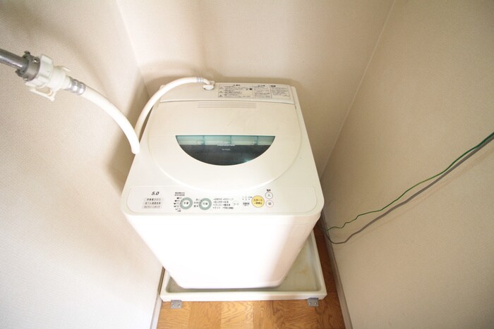 物件内観写真9　(洗濯機置場)